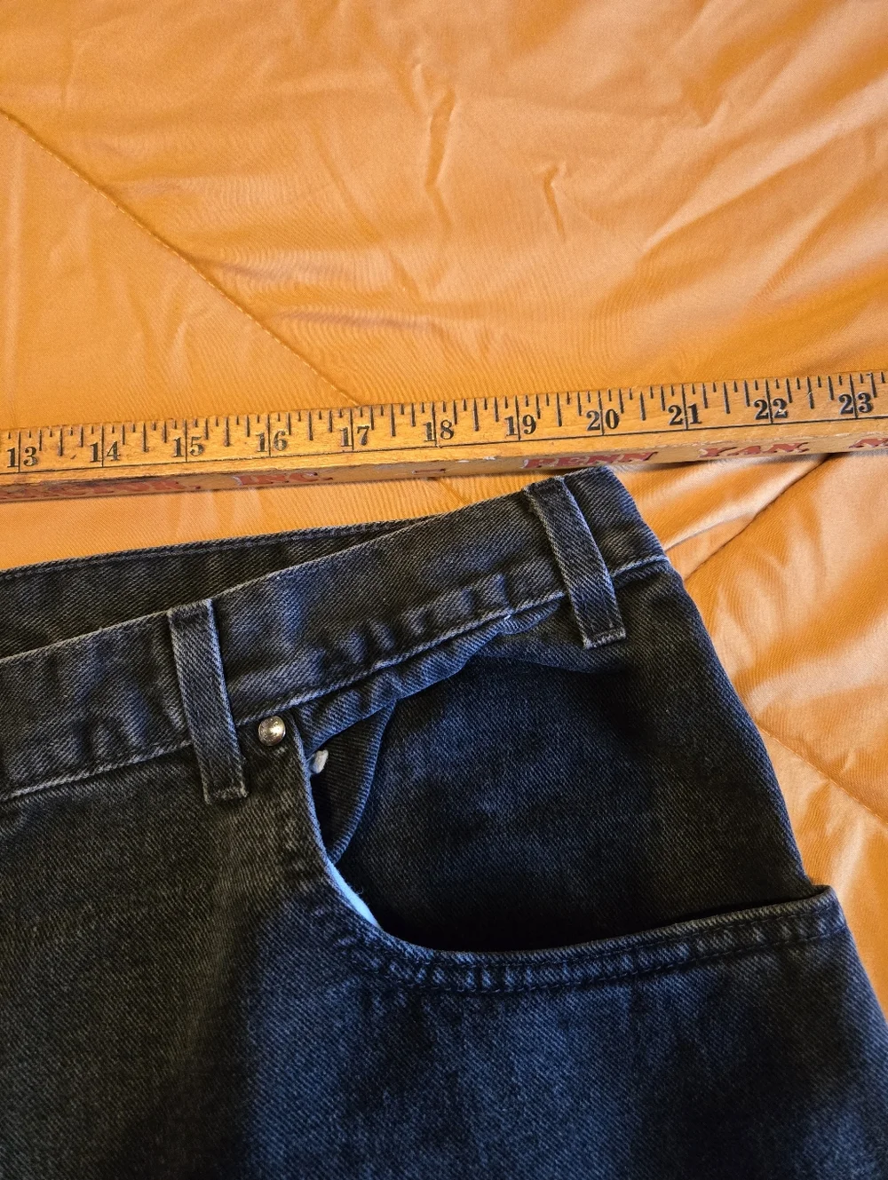 Levi's 545 Jeans Loose Fit Mens Size 40x30 (Actual 40x28) Faded Black Denim